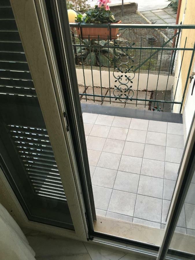 Ferienwohnung Valeria House Scafati Exterior foto