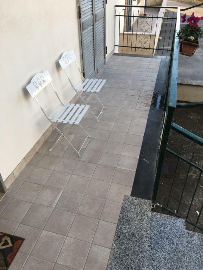 Ferienwohnung Valeria House Scafati Exterior foto